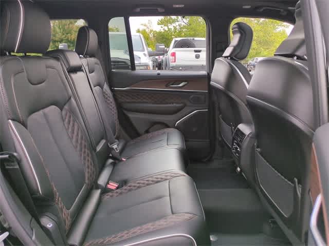 Thumbnail: 2025 Jeep Grand Cherokee - 22