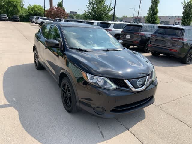 Thumbnail: 2019 Nissan Rogue Sport - 25