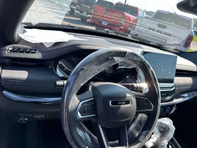 Thumbnail: 2026 Jeep Compass - 6