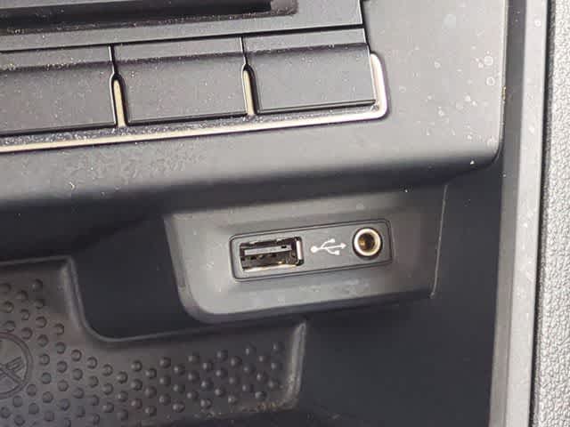 Thumbnail: 2017 Volkswagen Tiguan - 29