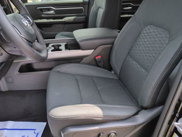 Thumbnail: 2026 RAM 1500 - 17