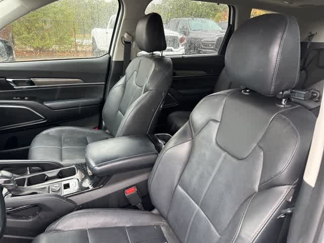 Thumbnail: 2021 Kia Telluride - 3