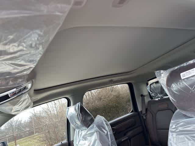 Thumbnail: 2026 RAM 1500 - 14