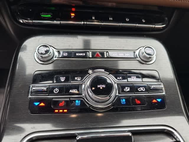 Thumbnail: 2022 Lincoln Nautilus - 10