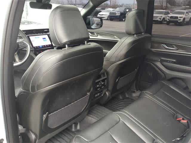 Thumbnail: 2025 Jeep Grand Cherokee - 18