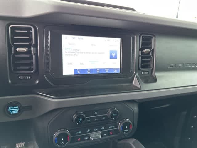 Thumbnail: 2022 Ford Bronco - 6