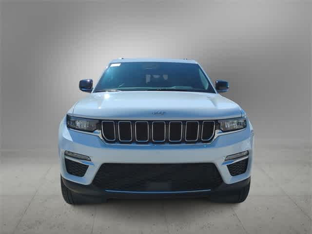 Thumbnail: 2025 Jeep Grand Cherokee - 3