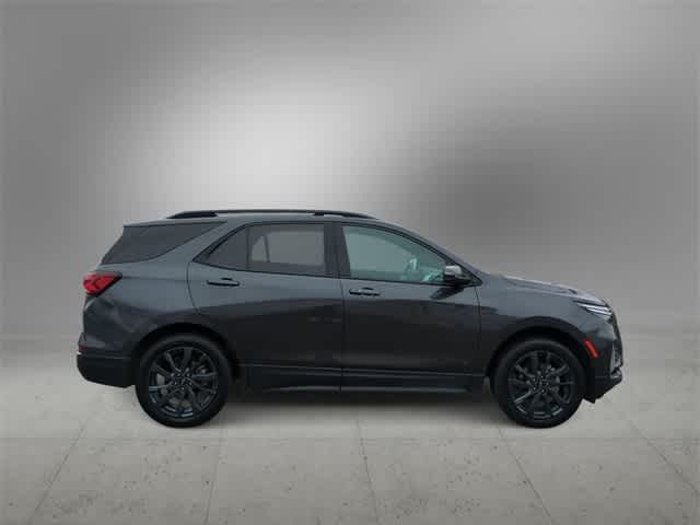 Thumbnail: 2022 Chevrolet Equinox - 9