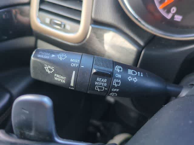 Thumbnail: 2016 Jeep Grand Cherokee - 25