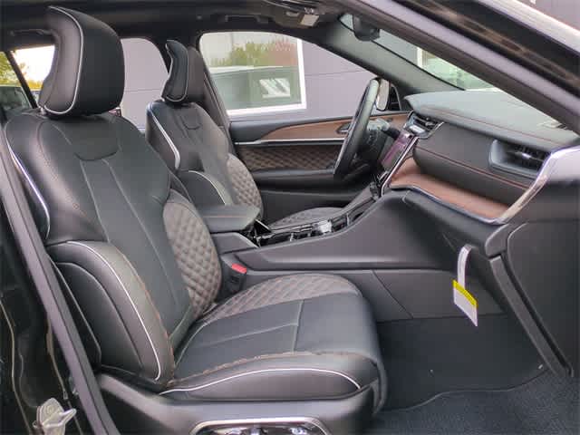 Thumbnail: 2025 Jeep Grand Cherokee L - 23