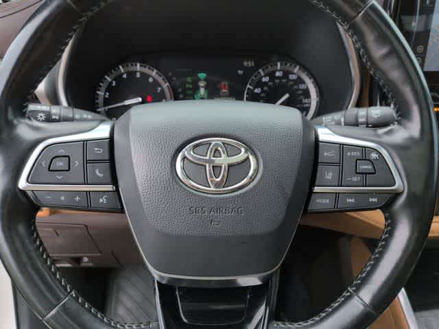 Thumbnail: 2020 Toyota Highlander - 24