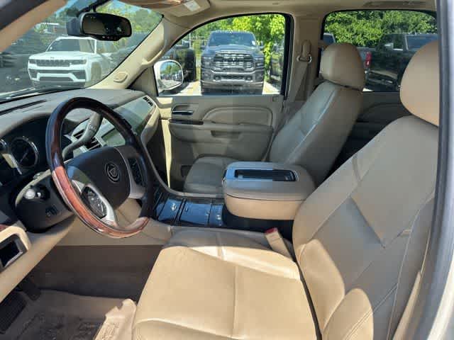 Thumbnail: 2013 Cadillac Escalade - 3