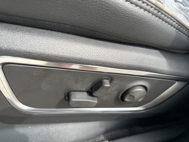 Thumbnail: 2026 RAM 1500 - 9