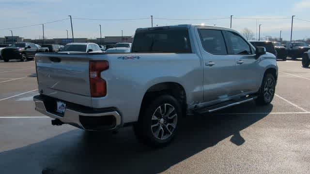 Thumbnail: 2022 Chevrolet Silverado 1500 - 8
