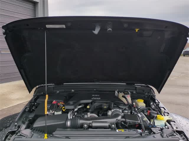 Thumbnail: 2019 Jeep Wrangler - 14