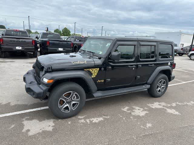 Thumbnail: 2022 Jeep Wrangler - 9