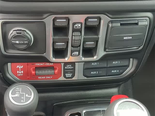 Thumbnail: 2026 Jeep Wrangler - 30