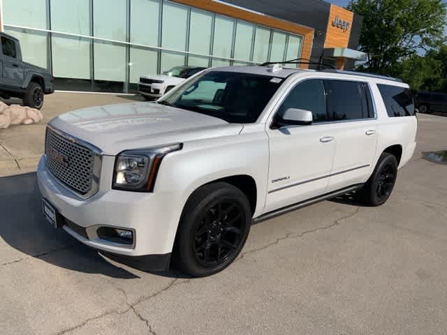 Thumbnail: 2017 GMC Yukon XL - 21