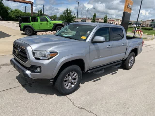 Thumbnail: 2018 Toyota Tacoma - 13