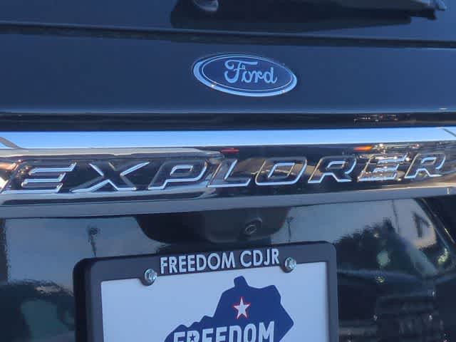 Thumbnail: 2020 Ford Explorer - 13