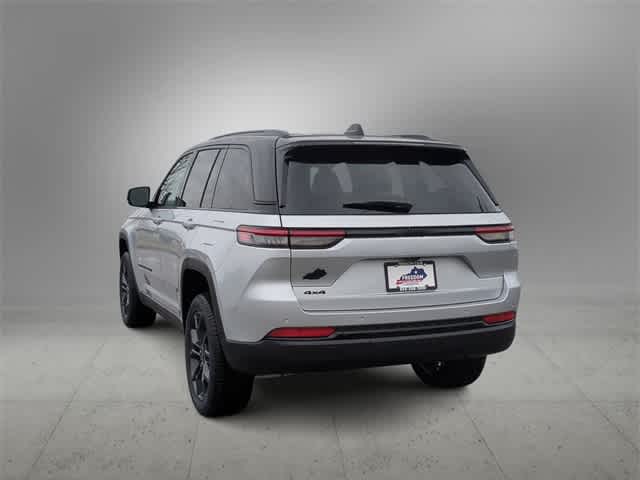 Thumbnail: 2025 Jeep Grand Cherokee - 6