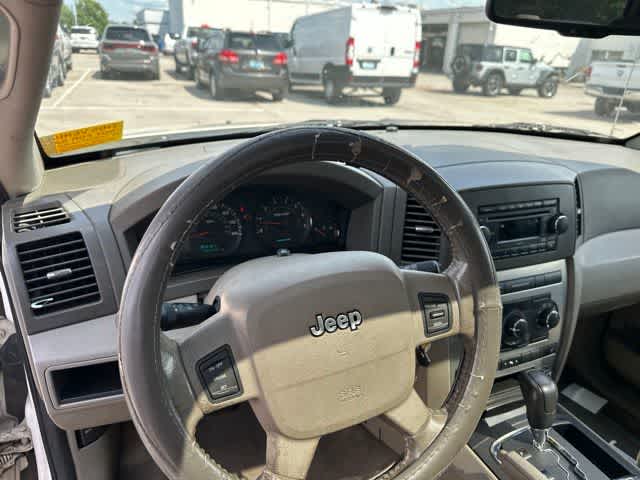 Thumbnail: 2006 Jeep Grand Cherokee - 8