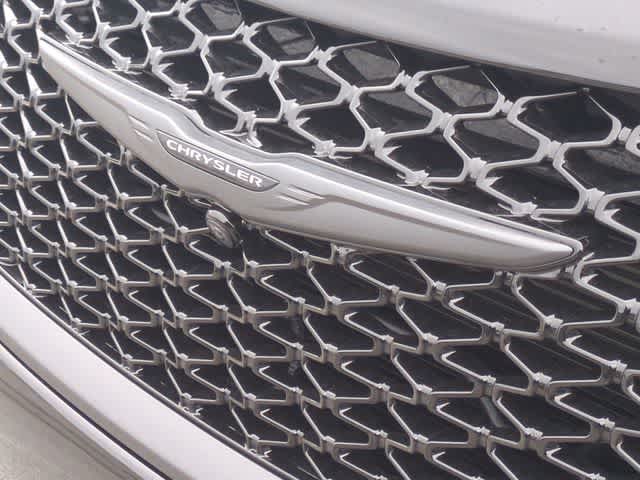 Thumbnail: 2026 Chrysler Pacifica - 12