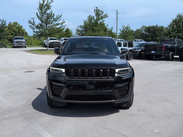 Thumbnail: 2026 Jeep Grand Cherokee - 3