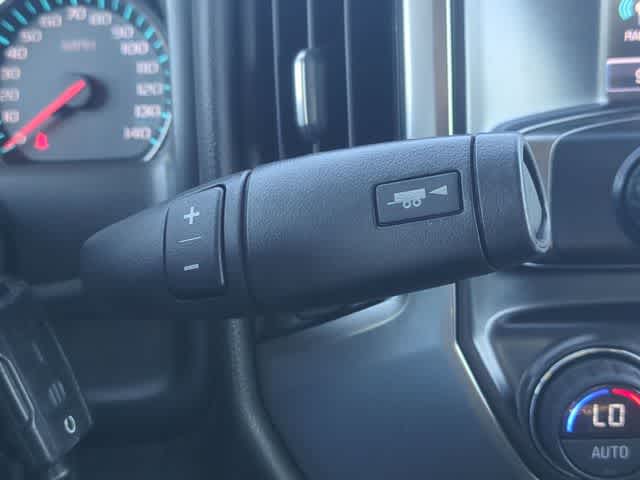 Thumbnail: 2016 Chevrolet Silverado 1500 - 32