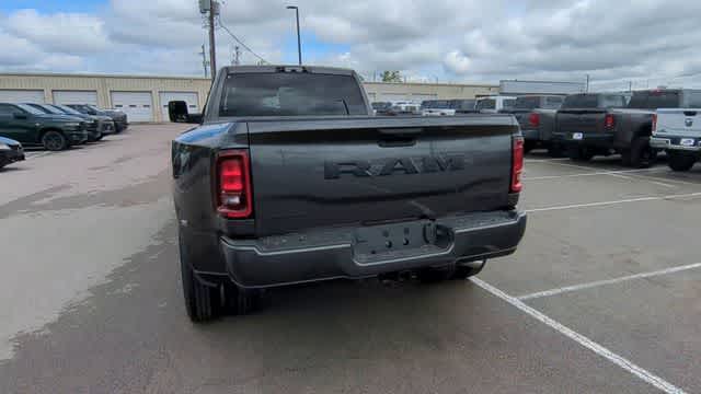 Thumbnail: 2026 RAM 3500 - 7