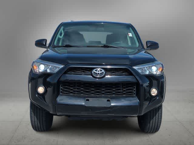 Thumbnail: 2016 Toyota 4Runner - 3