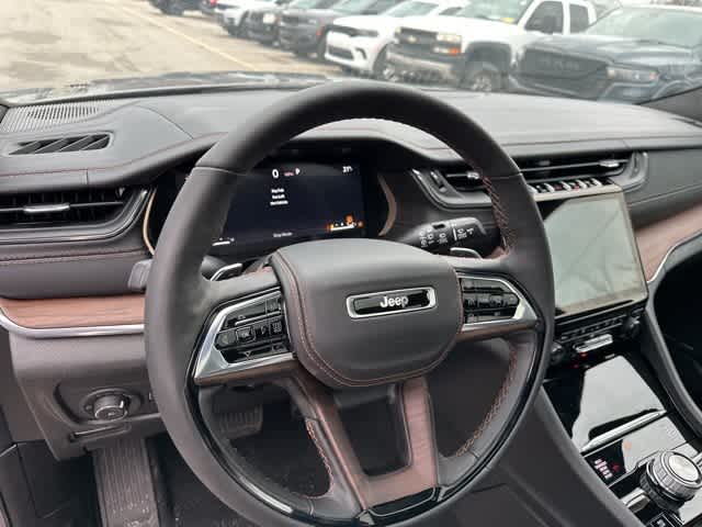 Thumbnail: 2025 Jeep Grand Cherokee L - 3