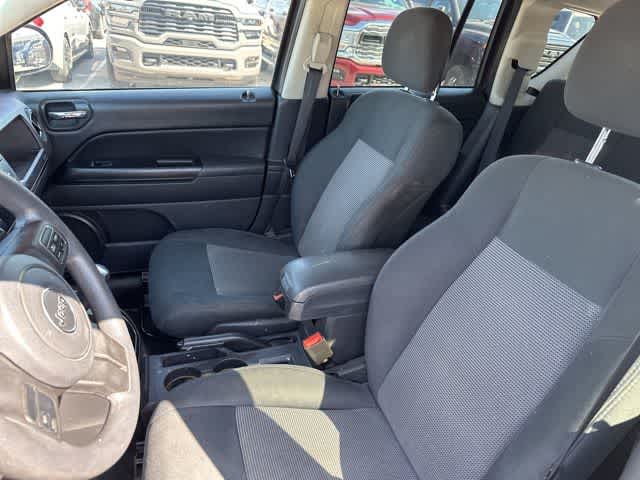 Thumbnail: 2012 Jeep Compass - 4