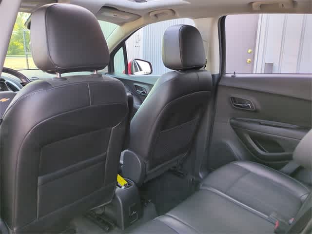 Thumbnail: 2015 Chevrolet Trax - 19