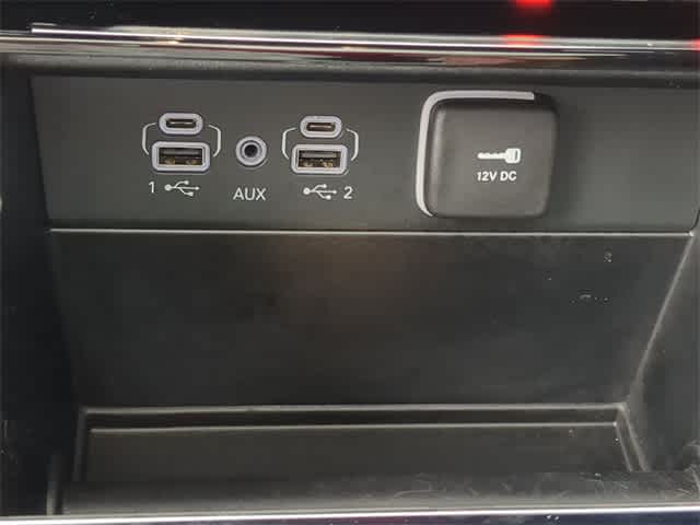 Thumbnail: 2025 Jeep Grand Cherokee - 33