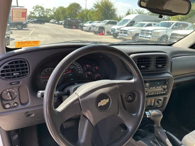 Thumbnail: 2005 Chevrolet TrailBlazer - 4