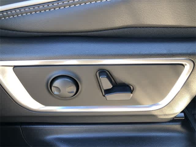 Thumbnail: 2026 RAM 1500 - 33