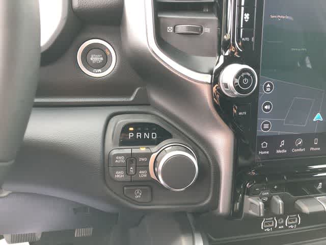 Thumbnail: 2026 RAM 1500 - 20