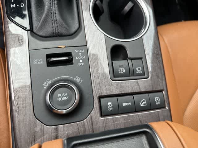 Thumbnail: 2021 Toyota Highlander - 14