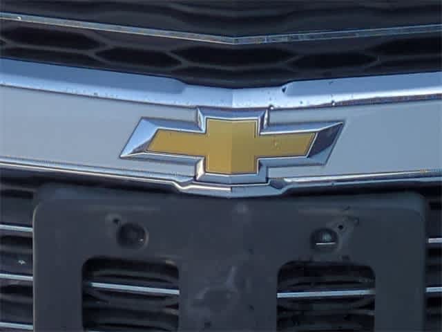 Thumbnail: 2017 Chevrolet Malibu - 12