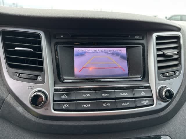 Thumbnail: 2017 Hyundai Tucson - 9