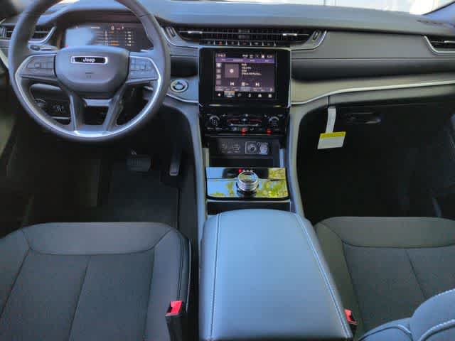 Thumbnail: 2026 Jeep Grand Cherokee - 15