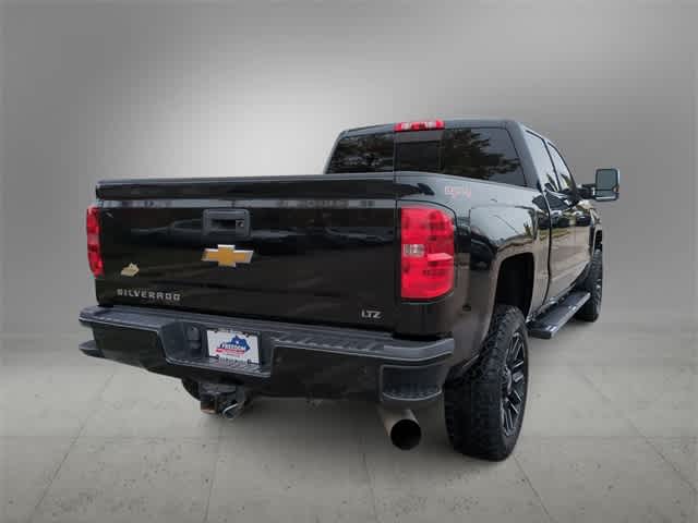 Thumbnail: 2016 Chevrolet Silverado 2500 - 8