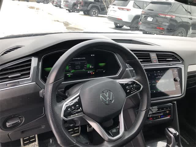 Thumbnail: 2022 Volkswagen Tiguan - 13