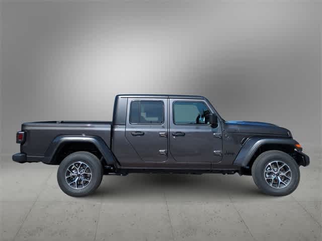Thumbnail: 2025 Jeep Gladiator - 9