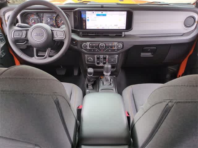 Thumbnail: 2025 Jeep Gladiator - 15