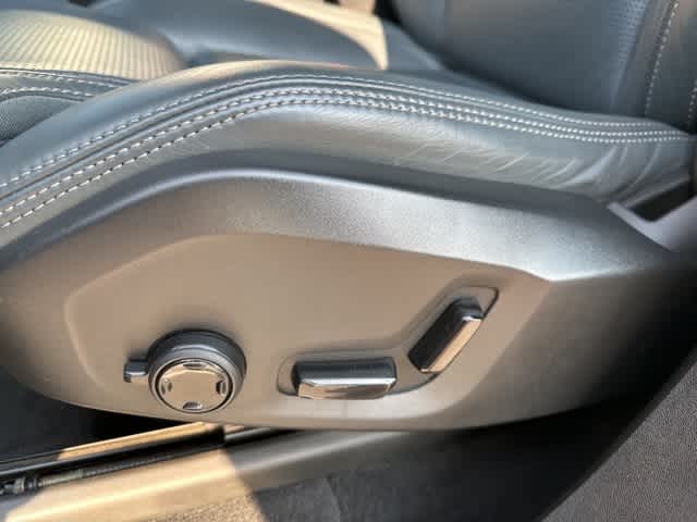 Thumbnail: 2022 Volvo XC90 - 12
