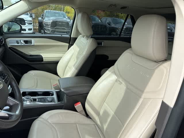 Thumbnail: 2020 Ford Explorer - 3