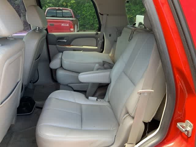 Thumbnail: 2008 Chevrolet Tahoe - 10