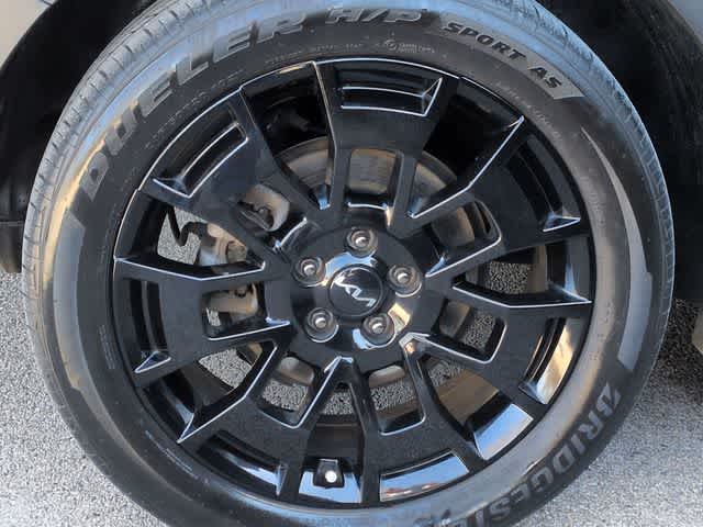 Thumbnail: 2022 Kia Telluride - 14